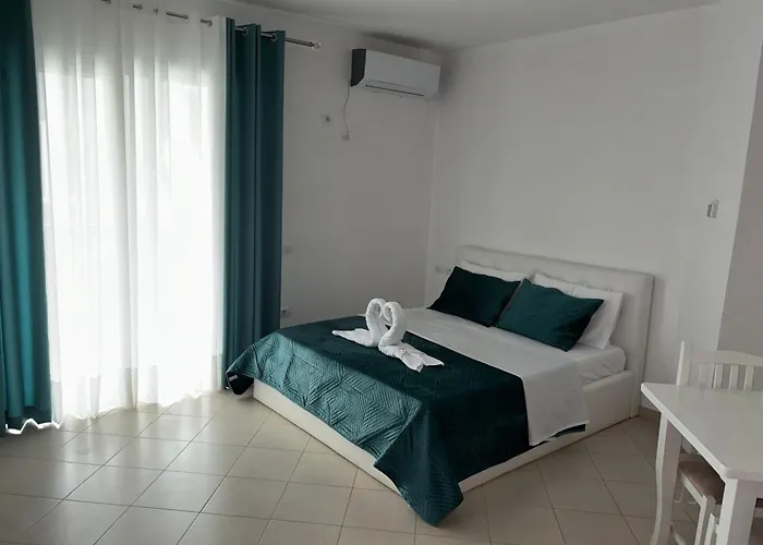 Tisa Apartment